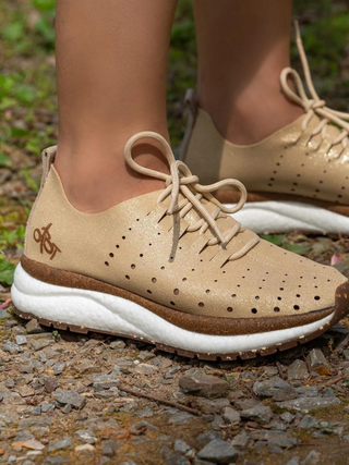 Alstead Gold Sneaker