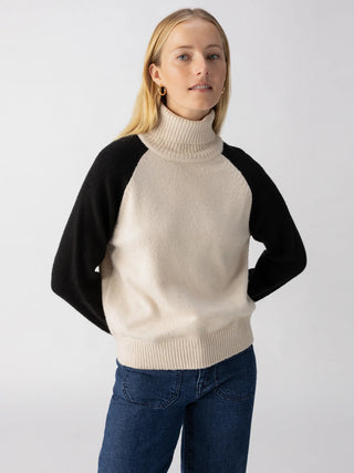 Cozy Day Sweater Almond/Black