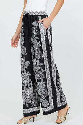 Free in Floral Pant