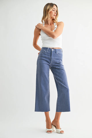 HR Scissor Cut Flare - MD Denim